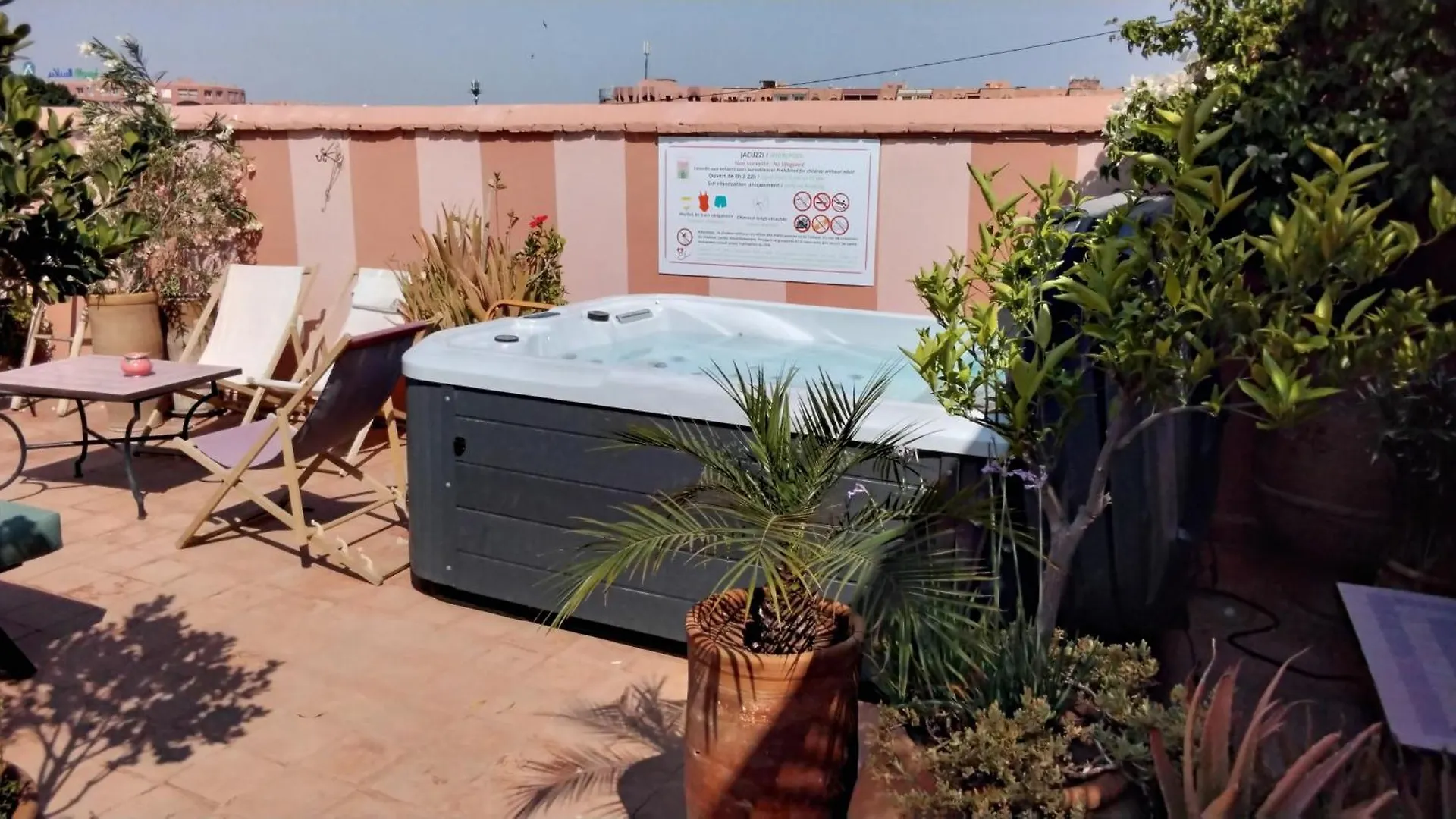 ***  Riad Lauriers Blancs Marrakesh Marokko